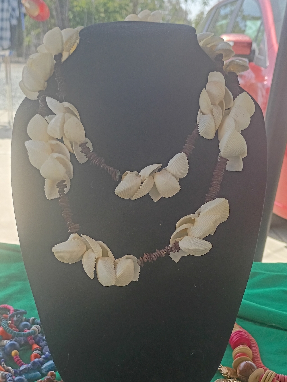 Handcrafted Shell Necklace Set in Cream